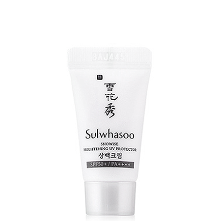  Sulwhasoo Snowise Brightening UV Protector SPF 50+ PA ++++ #01 Soft Glow 40 ml.  เนื้อครีมสีขาวบางเบา สบายผิว No.1 Soft Glow - เหมาะสำหรับผู้ที่มีผิวแห้งและชอบกิจกรรมกลางแจ้ง  - เพื่อผิวสวยเนียนกลมกลืนเป็นธรรมชาติ