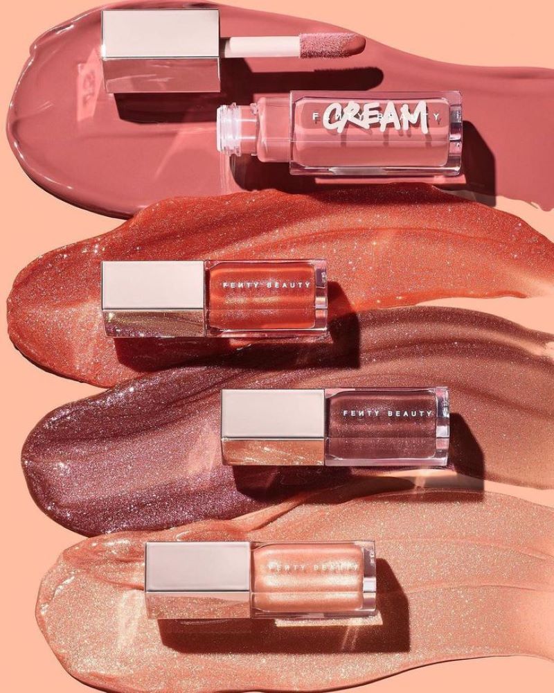 FENTY BEAUTY Gloss Bomb Universal Lip Luminizer 2ml #10 Champ Stamp Fantasy , FENTY BEAUTY Gloss Bomb Universal Lip Luminizer ราคา , FENTY BEAUTY Gloss Bomb Universal Lip Luminizer รีวิว , FENTY BEAUTY Gloss Bomb Universal Lip Luminizer สีไหนสวย  ,Fenty Beauty Gloss Bomb รีวิว,ลิป fenty beauty gloss bomb