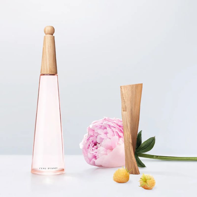 Issey Miyake L'Eau D'Issey Pivoine Peony EDT Intense , Issey Miyake L'Eau D'Issey Pivoine Peony Eau De Toilette Intense , Issey Miyake L'Eau D'Issey Pivoine Peony Eau De Toilette Intense ราคา , Issey Miyake L'Eau D'Issey Pivoine Peony Eau De Toilette Intense รีวิว ,น้ำหอมสำหรับผู้หญิง , กลิ่นฟลอรัลฟรุตตี้